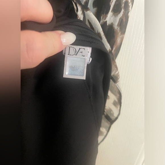 New Diane Von Furstenberg Snow- Cheetah A-line Silk dress ✨Sz 4 - Picture 9 of 12